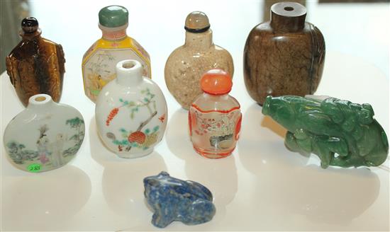 9 porcelain and other snuff bottles